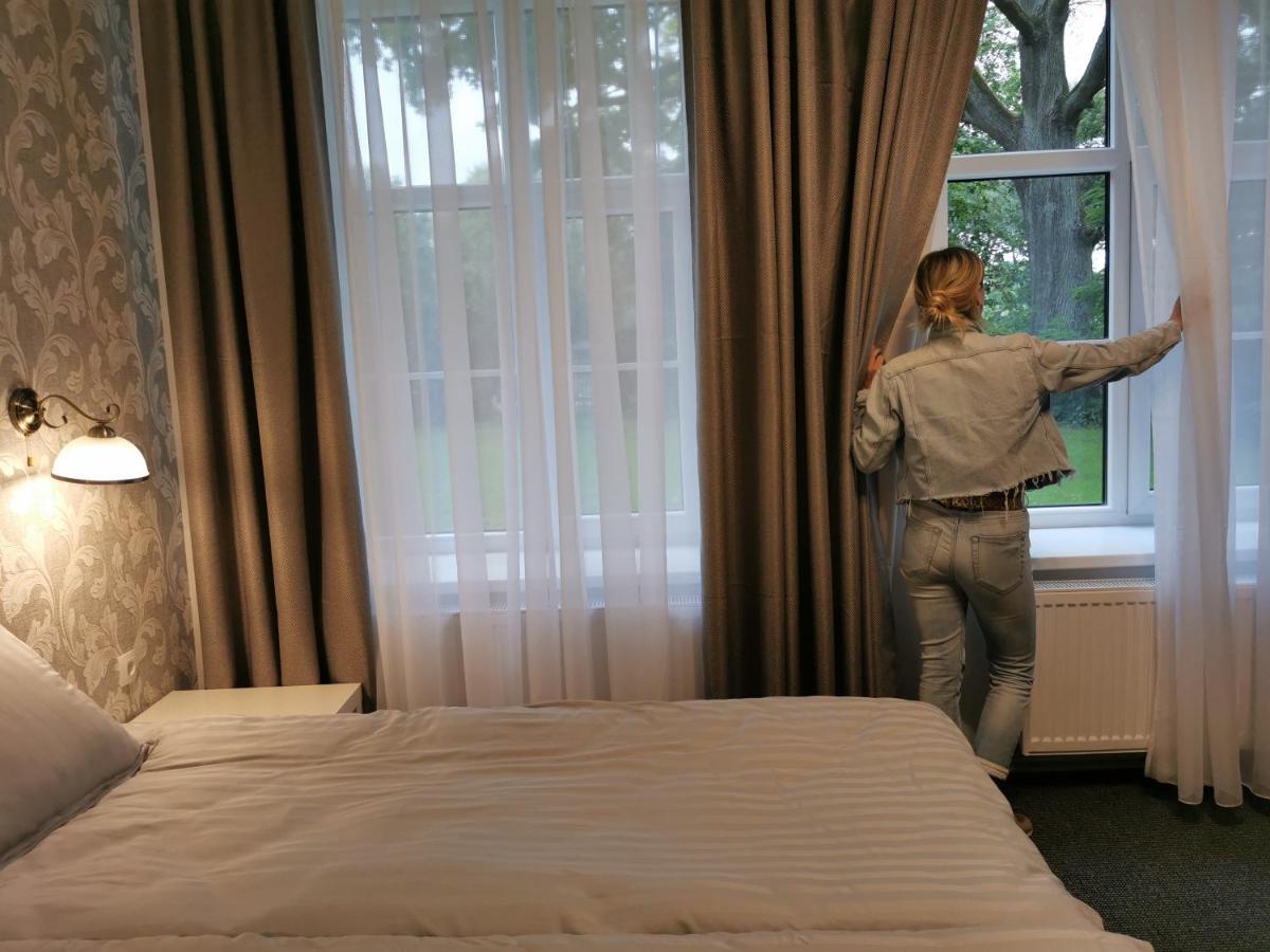 Hotel Karklu Muiza เยลกาวา ภายนอก รูปภาพ